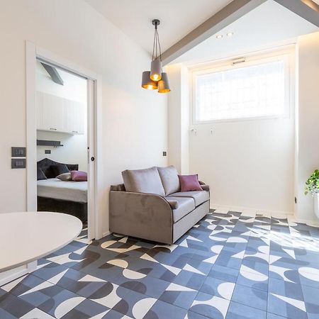 3Fo6 -Navigli-Duomo - Luxury Modern Apartment Milan Luaran gambar