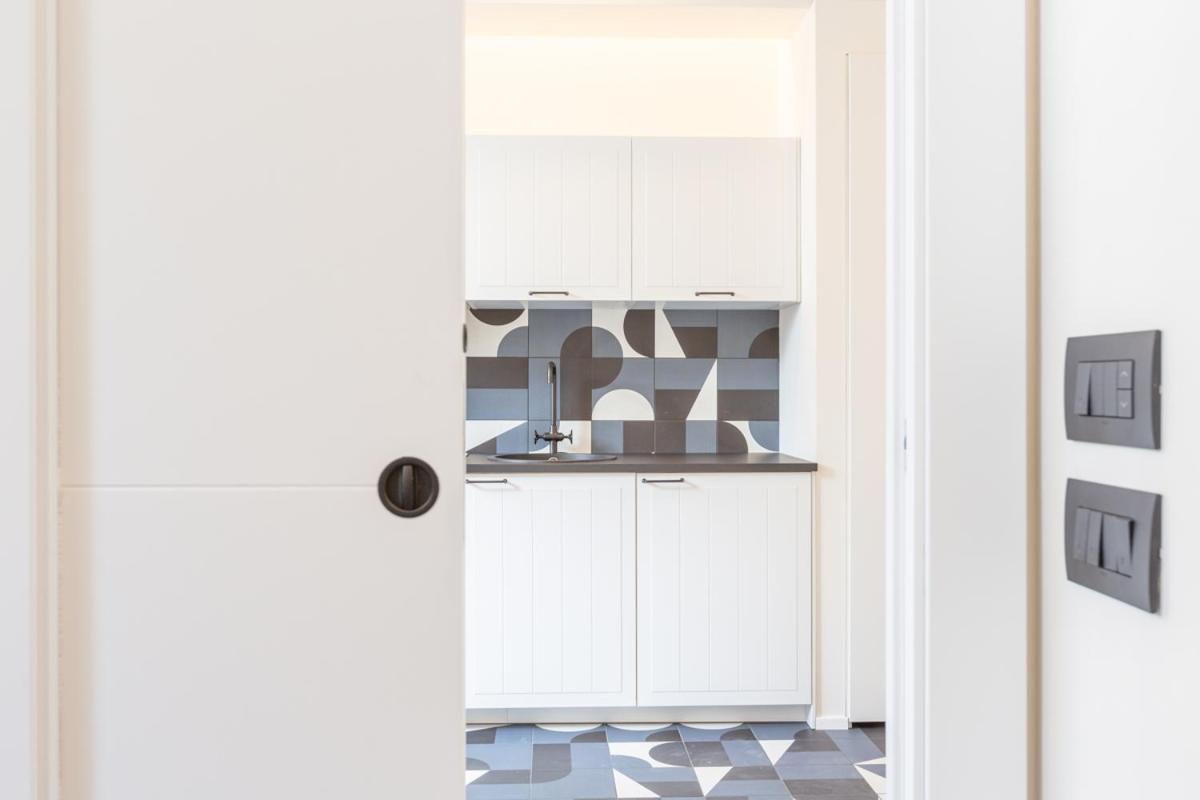 3Fo6 -Navigli-Duomo - Luxury Modern Apartment Milan Luaran gambar