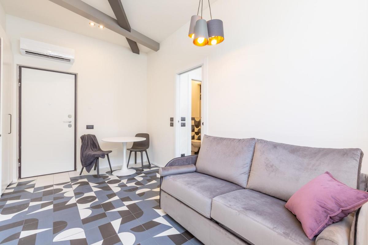 3Fo6 -Navigli-Duomo - Luxury Modern Apartment Milan Luaran gambar