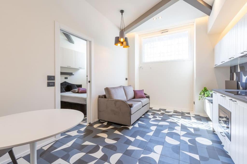 3Fo6 -Navigli-Duomo - Luxury Modern Apartment Milan Luaran gambar